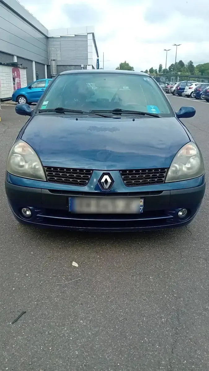 Używany Renault Clio II 2003 Niebieski Sedan/Limuzyna