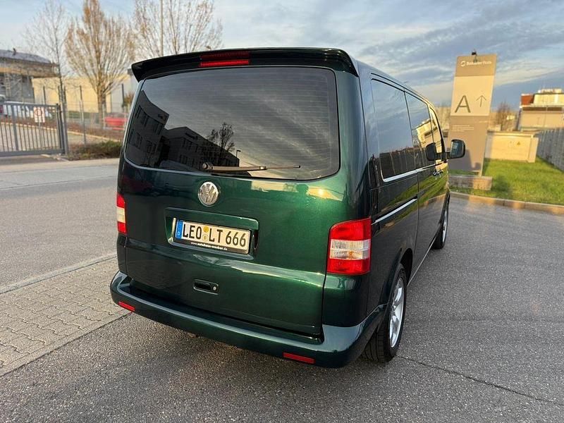 Usata VW T5 105 CV (77 kW) 2005 Verde Furgone