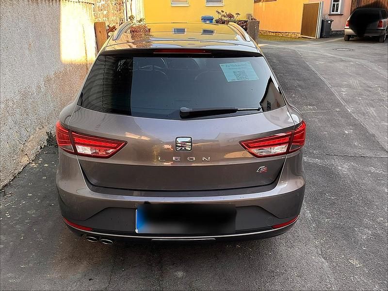 Gebraucht Seat Leon 150 PS (110 kW) 2016 Grau Kombi