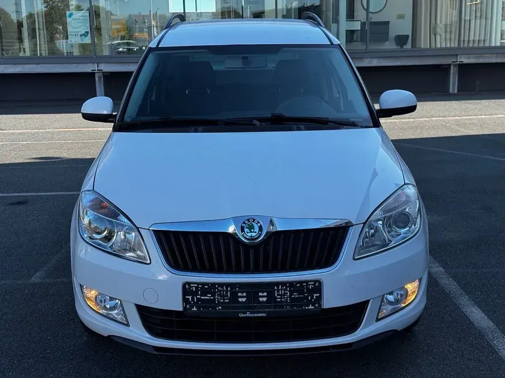 Gebraucht Skoda Roomster Style 86 PS (63 kW) 2011 Bila candy/candyweiss Van / Kleinbus