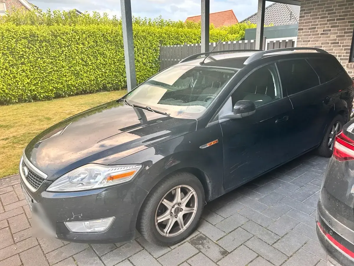 Gebraucht Ford Mondeo 140 PS (102 kW) 2009 Schwarz Kombi