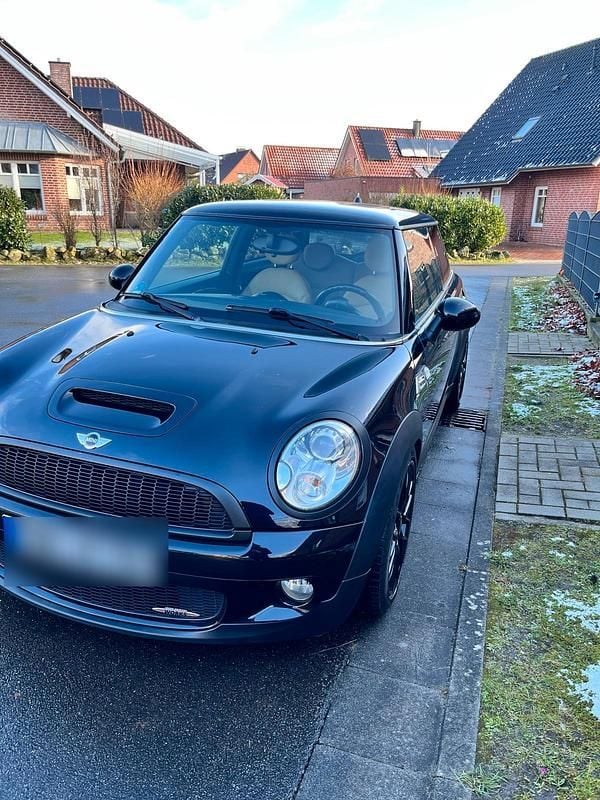 Schwarz Gebraucht 2010 Mini John Cooper Works Kleinwagen | 8.500 € (Guter Preis) - Bild 1/4