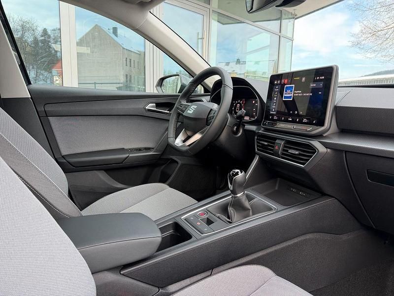 Neu Seat Leon Style 116 PS (85 kW) 2026 Fiord blau Limousine