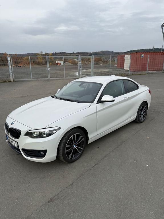 Gebraucht BMW 218 M Sport 150 PS (110 kW) 2019 Weiß Coupé