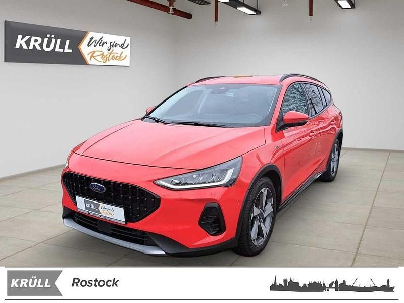 Gebraucht Ford Focus 116 PS (85 kW) 2023 Rot Limousine