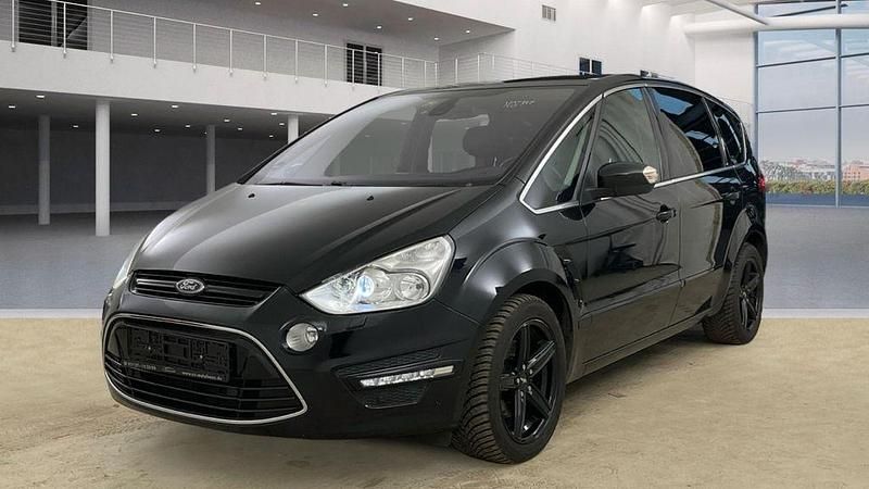 Gebraucht Ford S-MAX Titanium 163 PS (119 kW) 2012 Schwarz Van / Kleinbus