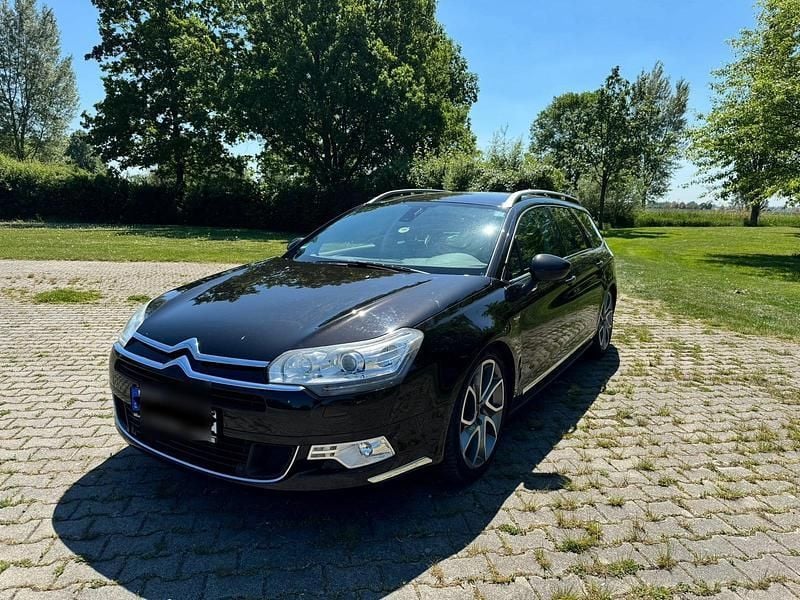 Braun Gebraucht 2014 Citroën C5 Kombi | 8.599 € (Etwas zu teuer) - Bild 1/4