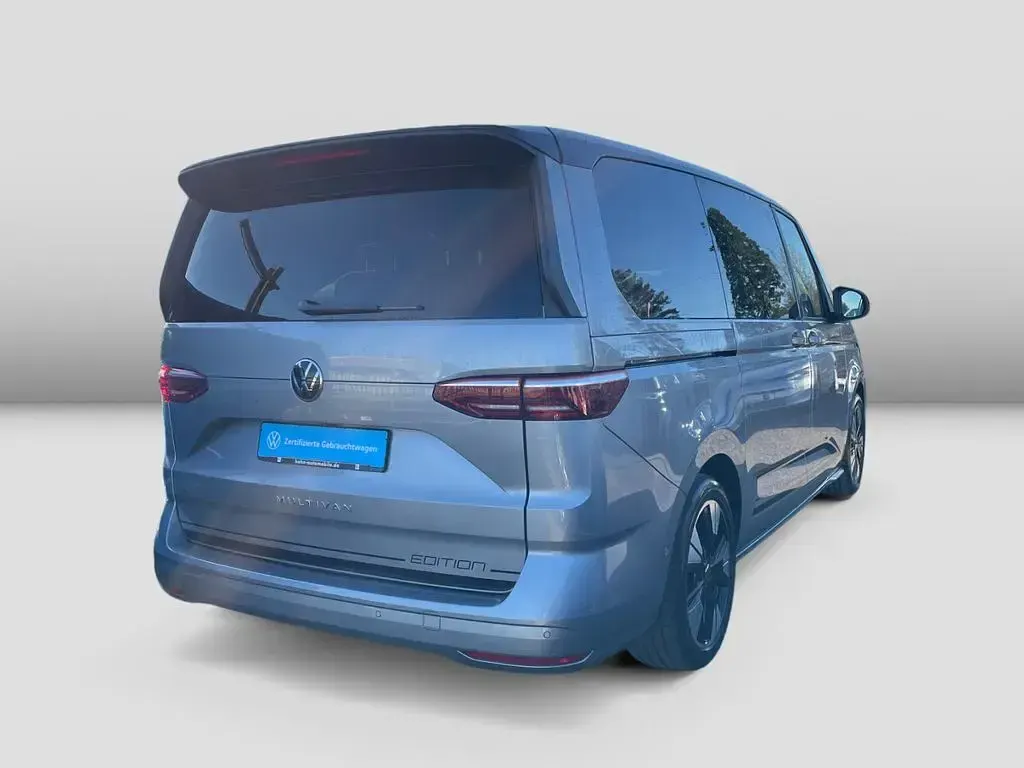 Używany VW Multivan Edition 204 KM (150 kW) 2025 Srebrny Minivan