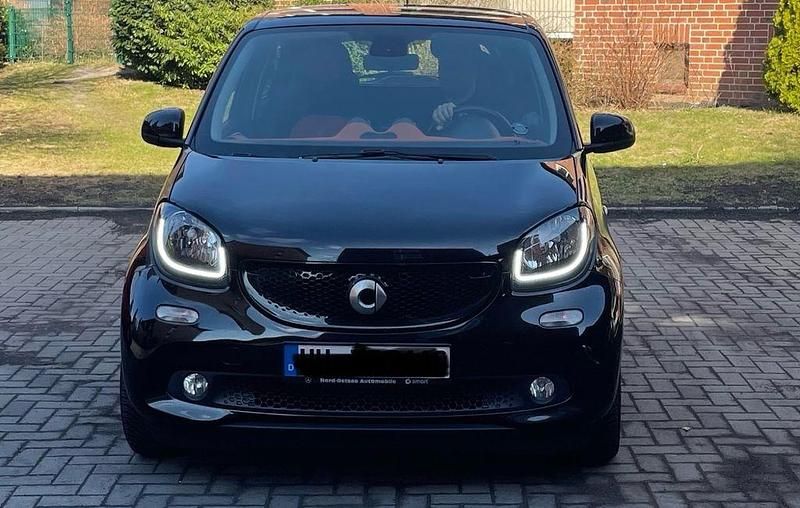 Gebraucht Smart ForFour Passion 71 PS (52 kW) 2015 Schwarz Kleinwagen