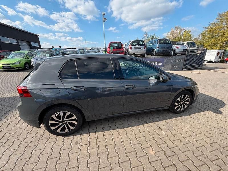 Gebraucht VW Golf VII Active 150 PS (110 kW) 2021 Grau Kleinwagen