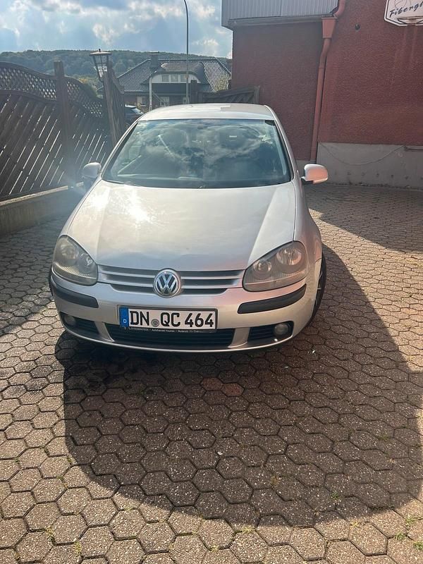 Grau Gebraucht 2005 VW Golf V Coupé | 1.950 € (Fairer Preis) - Bild 1/4