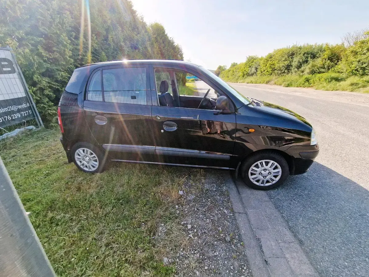 Gebraucht Hyundai Atos 63 PS (46 kW) 2008 Schwarz Kleinwagen