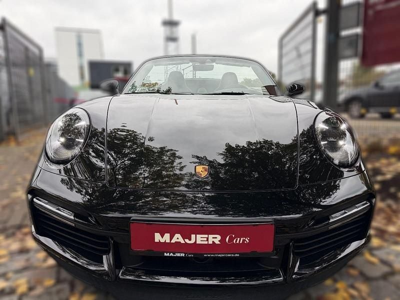 Schwarz metallic Gebraucht 2024 Porsche 911 Turbo S | 279.500 € - Bild 1/1