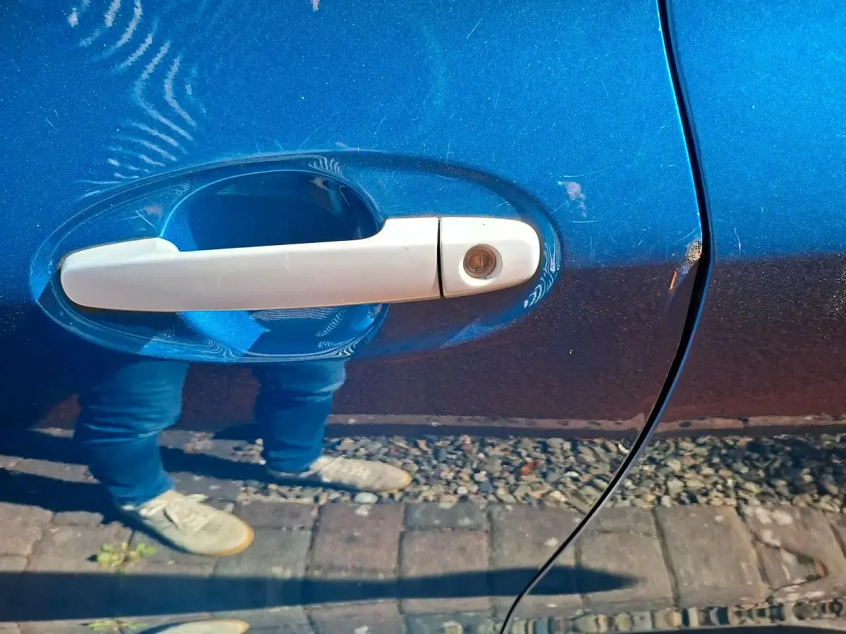 Gebraucht Toyota Yaris 99 PS (72 kW) 2011 Blau Kleinwagen