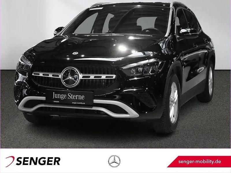 Gebraucht Mercedes GLA200 Advanced 163 PS (119 kW) 2024 Schwarz SUV