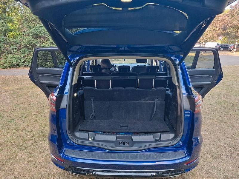 Gebraucht Ford S-MAX ST-Line 210 PS (154 kW) 2016 Blau Van / Kleinbus