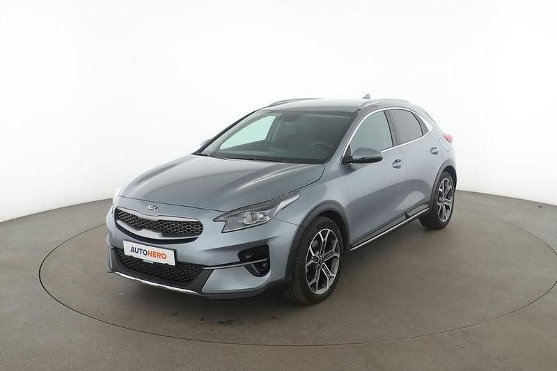 Silber Gebraucht 2021 Kia XCeed Spirit SUV | 20.710 € (Fairer Preis) - Bild 1/3