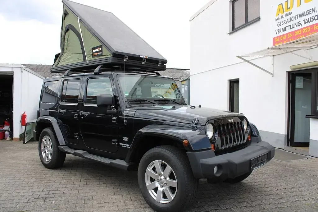 Gebraucht Jeep Wrangler Unlimited 200 PS (147 kW) 2011 Schwarz (metallic) SUV