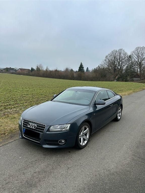 Grau Gebraucht 2008 Audi A5 S-Line Coupé | 6.450 € (Superpreis) - Bild 1/4