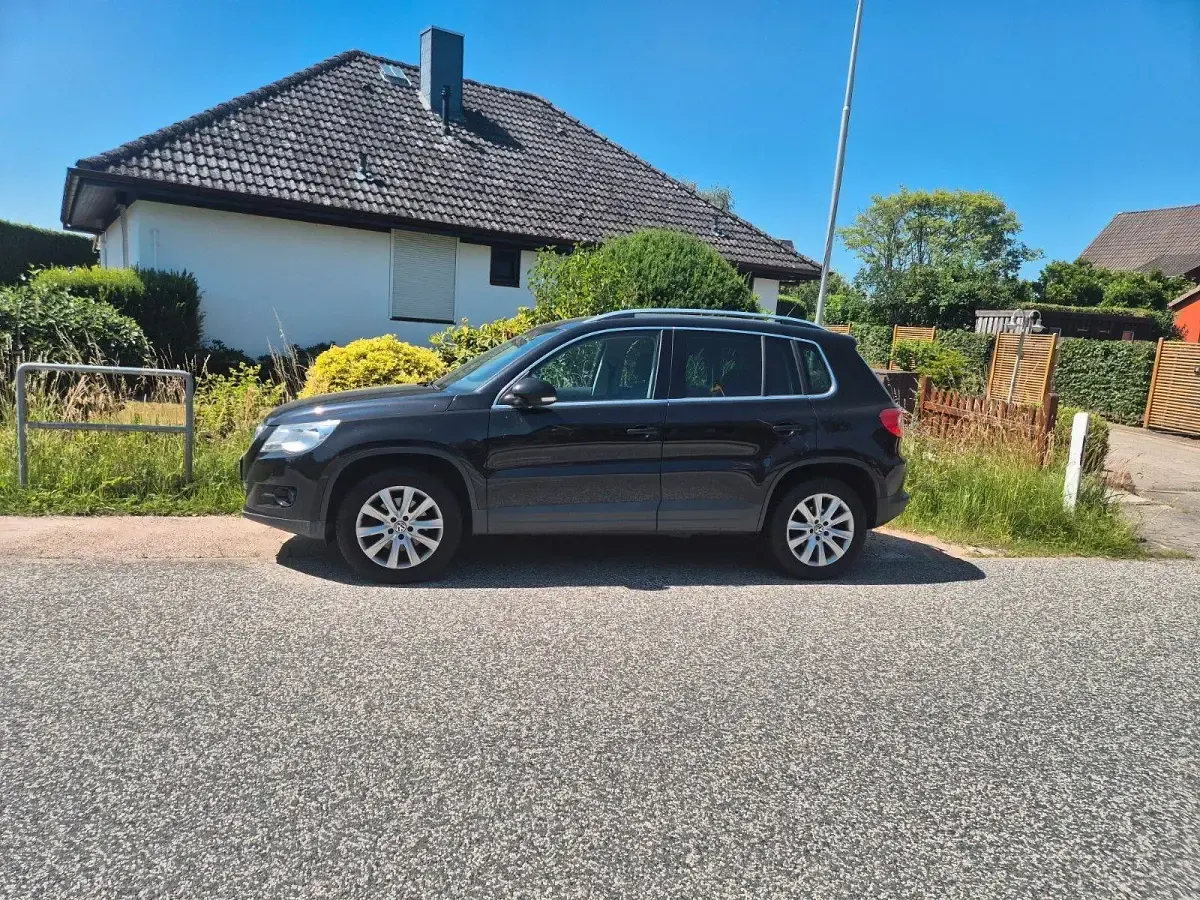 Gebraucht VW Tiguan Sportline 170 PS (125 kW) 2009 Schwarz SUV
