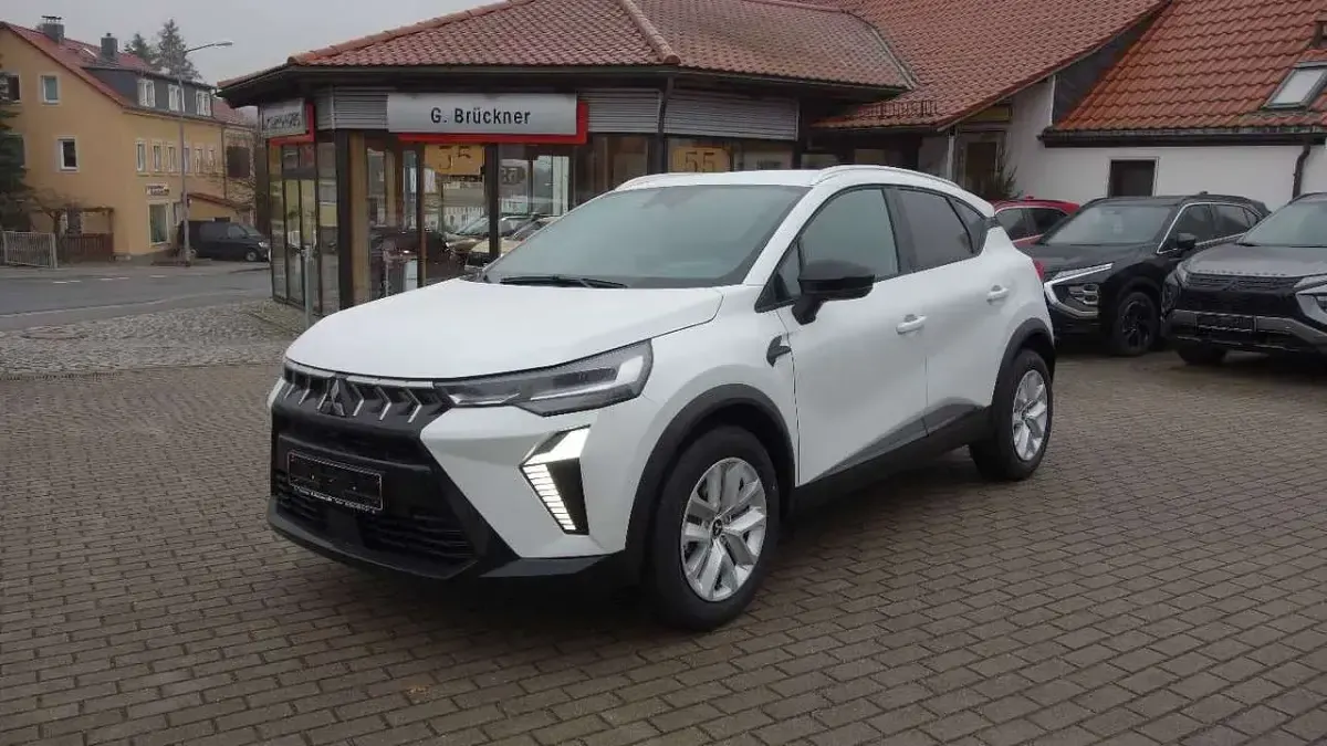 Gebraucht Mitsubishi ASX Diamant Edition 114 PS (83 kW) 2025 Himalayaweiß SUV