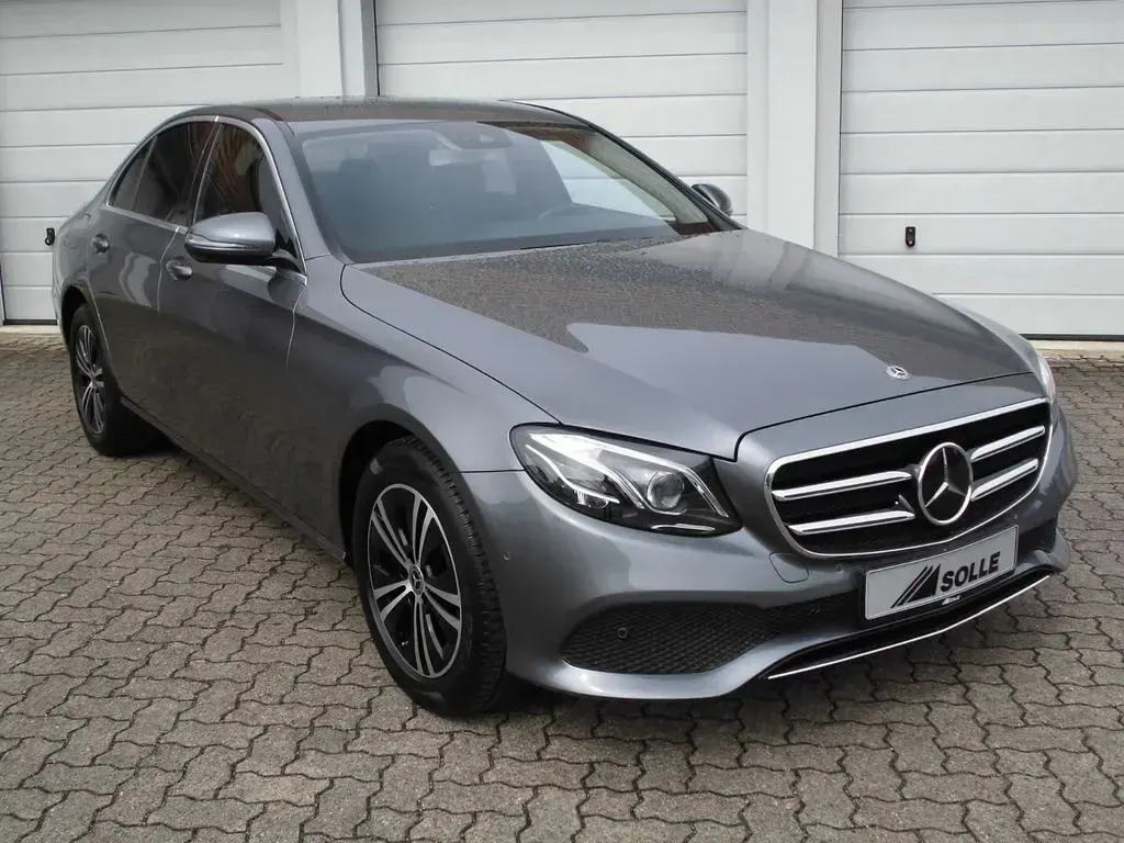 Usata Mercedes E200 197 CV (144 kW) 2020 Grigio Berlina