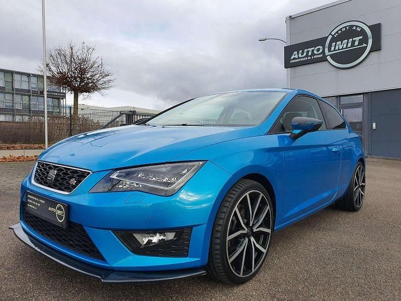 Blau Gebraucht 2016 Seat Leon SC Kleinwagen | 13.950 € (Etwas zu teuer) - Bild 1/4