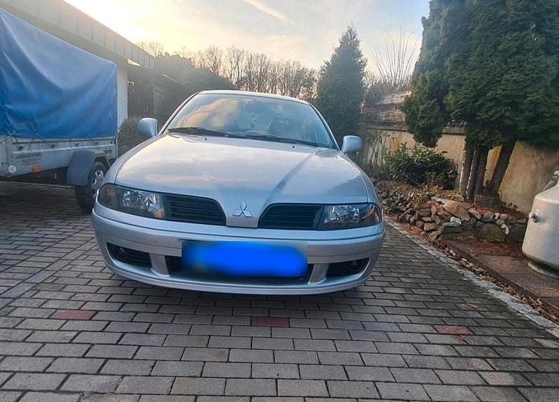 Gebraucht Mitsubishi Carisma 125 PS (91 kW) 2003 Silber Limousine