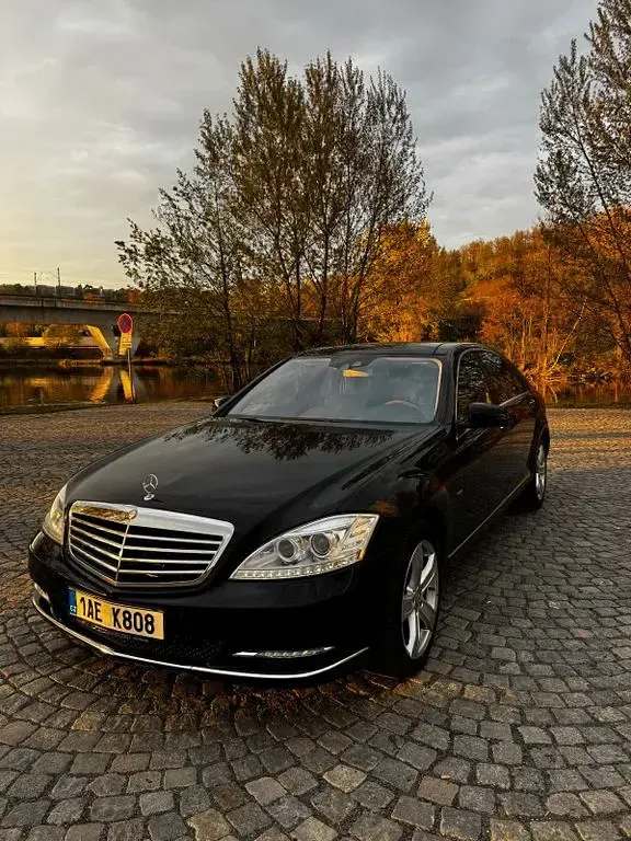 Gebraucht Mercedes S350L 306 PS (225 kW) 2011 Schwarz Limousine
