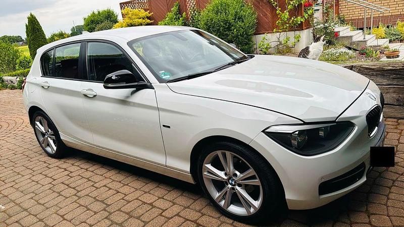 Gebraucht BMW 118 Sport Line 143 PS (105 kW) 2011 Weiß Kleinwagen