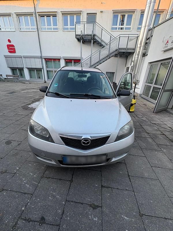 Gebraucht Mazda 2 68 PS (50 kW) 2004 Grau Kleinwagen