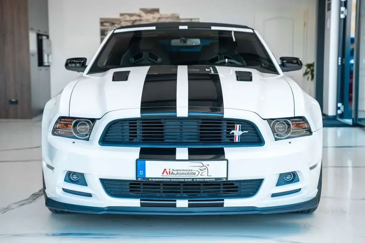 Occasion Ford Mustang 420 ch (308 kW) 2013 Blanc Cabriolet