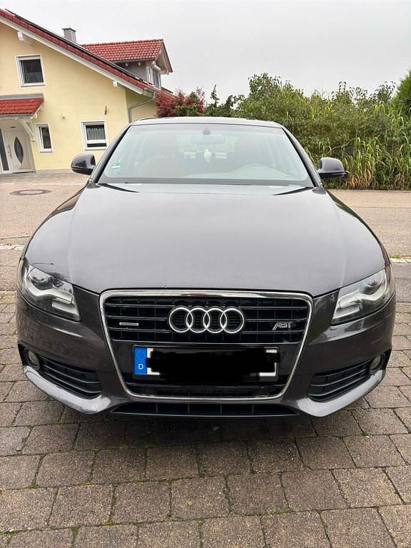 Grau Gebraucht 2008 Audi A4 Ambiente Limousine | 5.400 € (Guter Preis) - Bild 1/4
