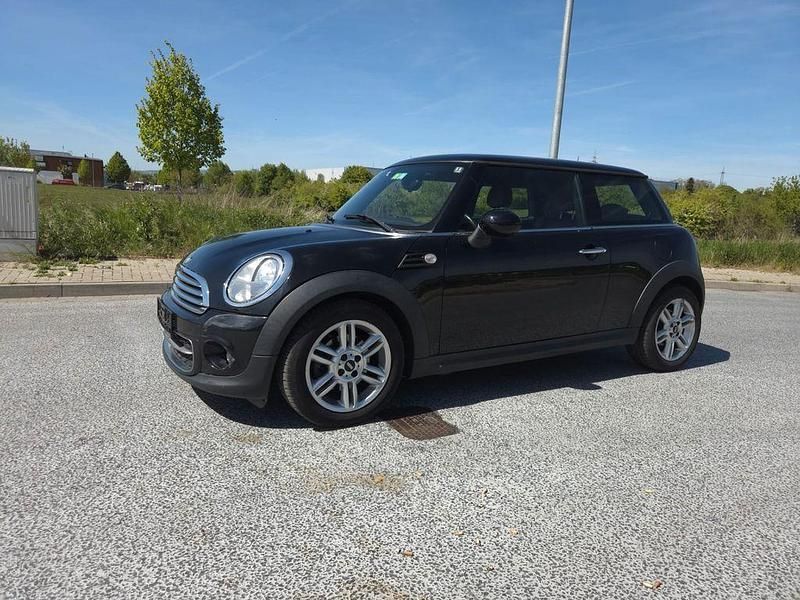 Second-hand Mini Cooper D 111 CP (81 kW) 2013 Negru Hatchback