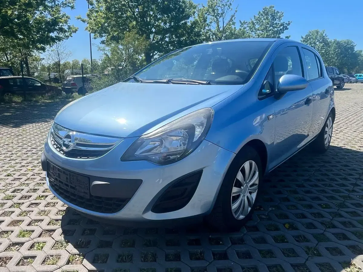 Gebraucht Opel Corsa Selection 87 PS (63 kW) 2014 Blau Kleinwagen