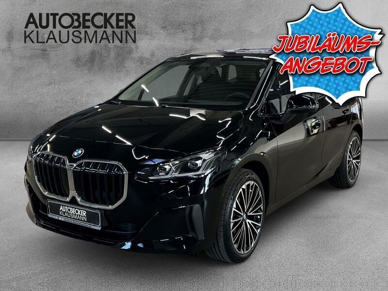 Schwarz Neu 2024 BMW 218 Active Tourer Luxury Line Van / Kleinbus | 40.490 € (Fairer Preis) - Bild 1/4