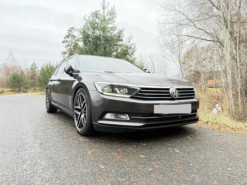 Gebraucht VW Passat 179 PS (131 kW) 2016 Braun Kombi