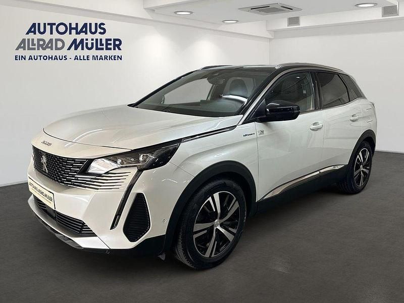 Weiß Gebraucht 2021 Peugeot 3008 GT SUV | 29.850 € (Teuer) - Bild 1/4