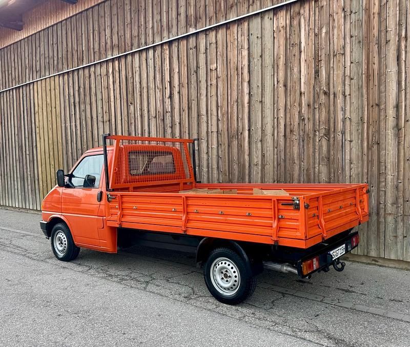 Gebraucht VW T4 78 PS (57 kW) 1995 Orange Van