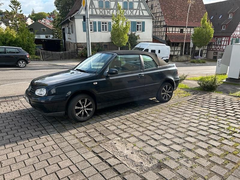 Schwarz Gebraucht 1999 VW Golf Cabriolet Cabrio | 1.099 € (Guter Preis) - Bild 1/4