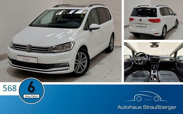 Weiß Gebraucht 2024 VW Touran Comfortline Van / Kleinbus | 32.090 € (Fairer Preis) - Bild 1/4