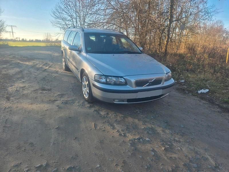 Gebraucht Volvo V70 140 PS (102 kW) 2004 Silber Kombi