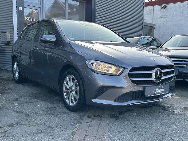 Usata Mercedes E250 218 CV (160 kW) 2020 Grigio Berlina