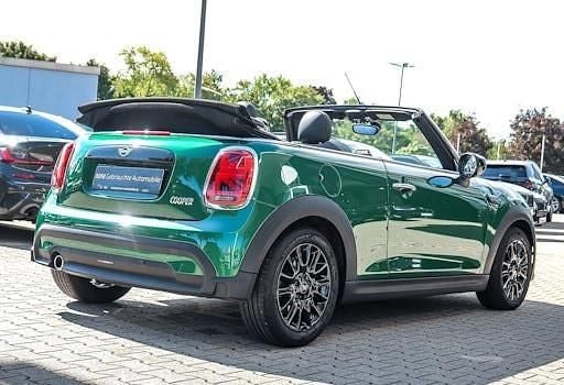 Gebraucht Mini Cooper Cabriolet Essential 136 PS (100 kW) 2022 Grün Cabrio