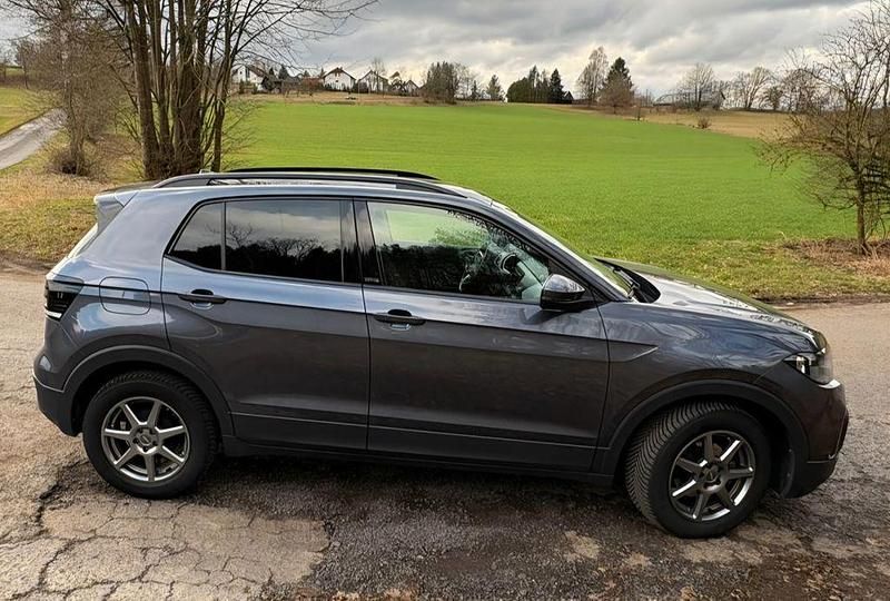 Gebraucht VW T-Cross Active 95 PS (69 kW) 2022 Grau SUV