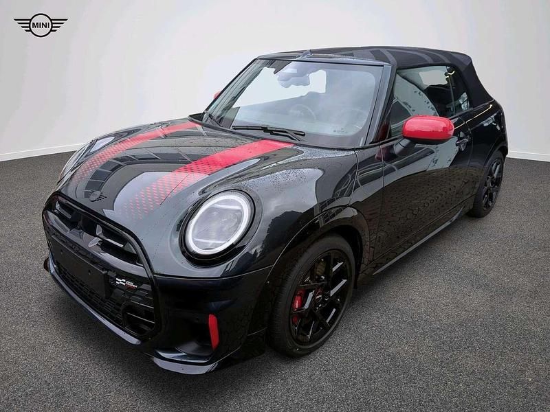 Grau Gebraucht 2024 Mini John Cooper Works Cabriolet Cabrio | 43.272 € (Teuer) - Bild 1/4