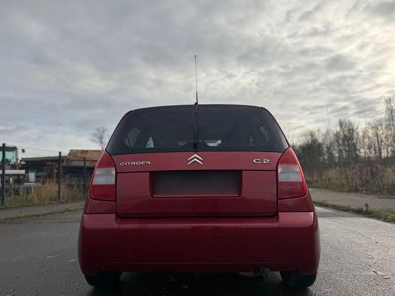 Gebraucht Citroën C2 60 PS (44 kW) 2009 Rot Kleinwagen