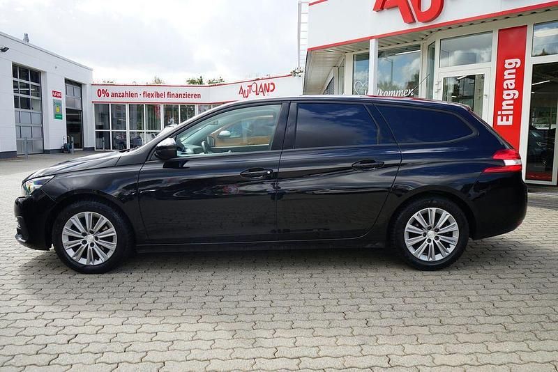 Gebraucht Peugeot 308 SW Active 131 PS (96 kW) 2021 Schwarz perla nera/metallic Kombi