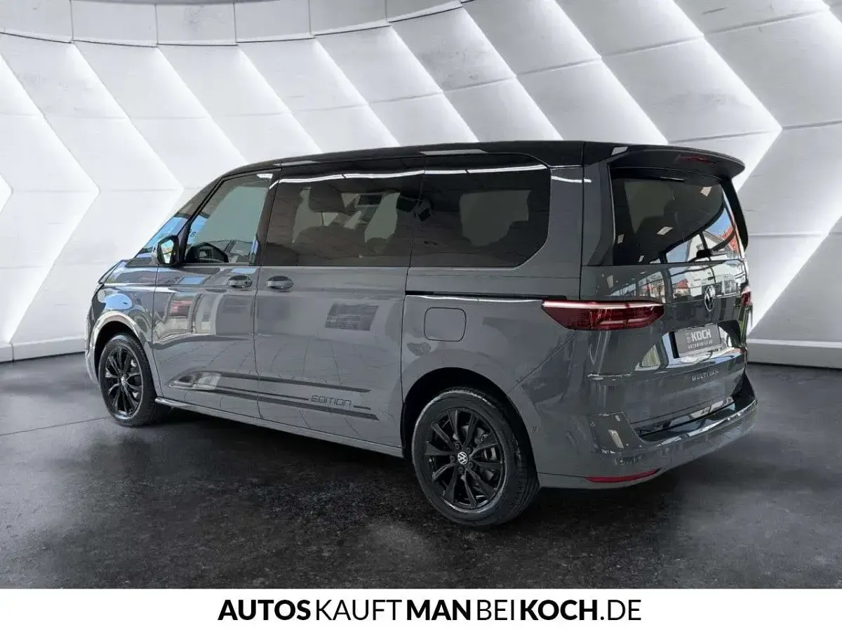 Neu VW Multivan Edition 150 PS (110 kW) 2026 Pure grey/deep black Van / Kleinbus