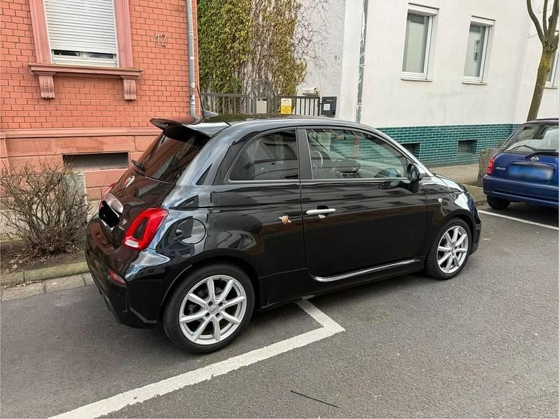 Gebraucht Abarth 595 Turismo 165 PS (121 kW) 2022 Schwarz Kleinwagen